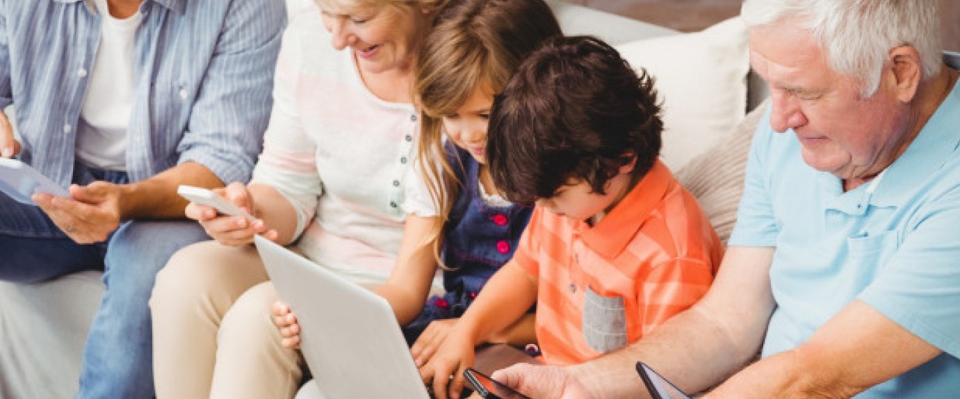 Aliados con la tecnología para educar a nuestros hijos. María Zabala.